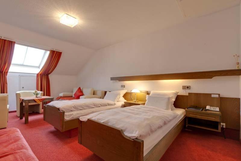 Alte Kelter Hotel Fellbach Eksteriør billede